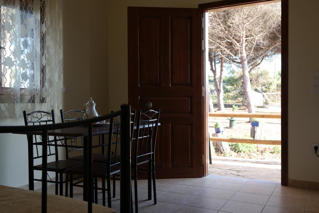 Armiriki Apartments Korakochori Екстер'єр фото
