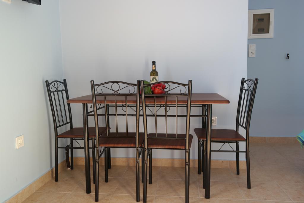 Armiriki Apartments Korakochori Екстер'єр фото